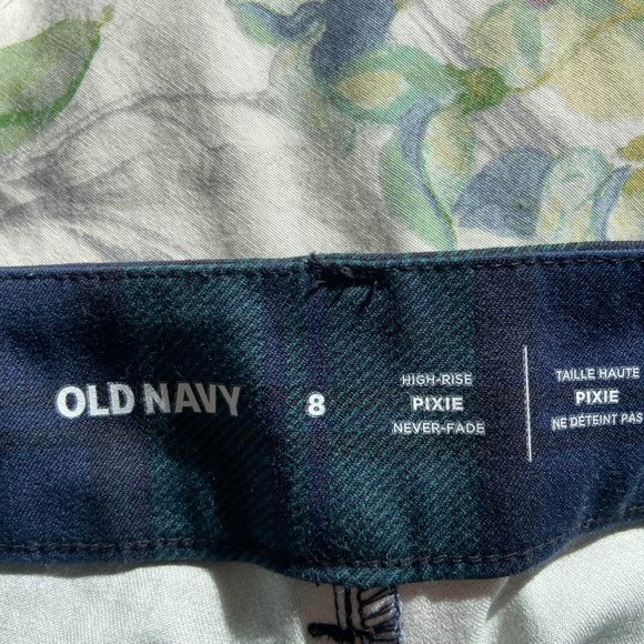 Old Navy High-Waisted Pixie Pants in Plaid - Picture 2 of 5